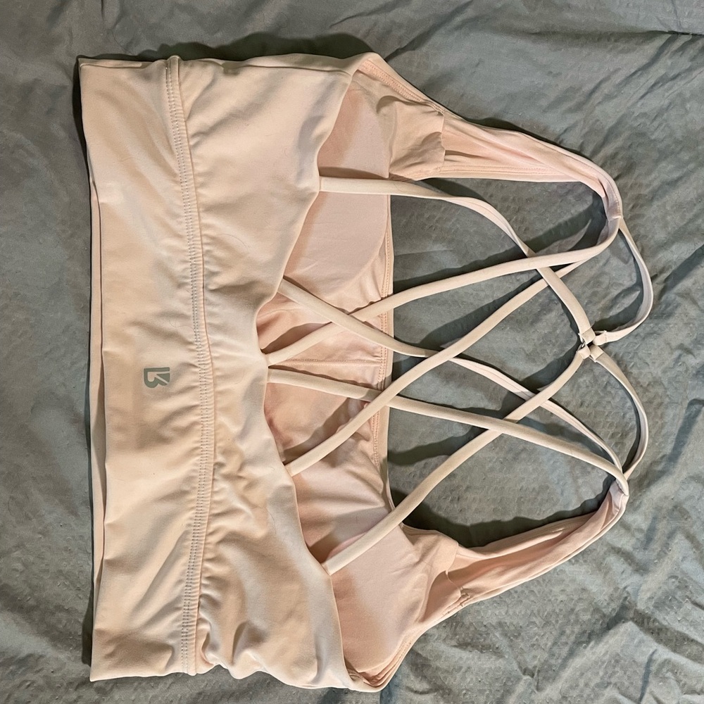 💕BuffBunny Revolution Beige Sports Bra - Picture 2 of 6